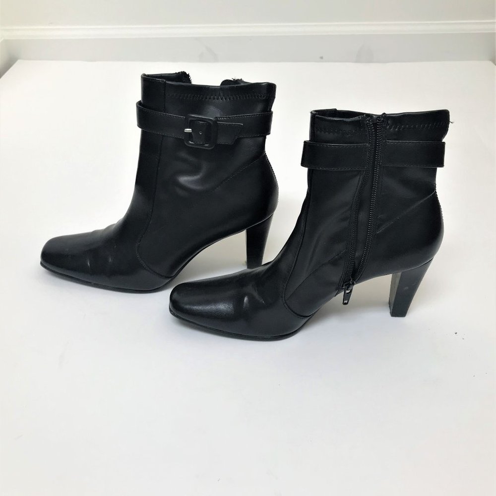 Karen Scott Elena Black Ankle Boot, Size 6M